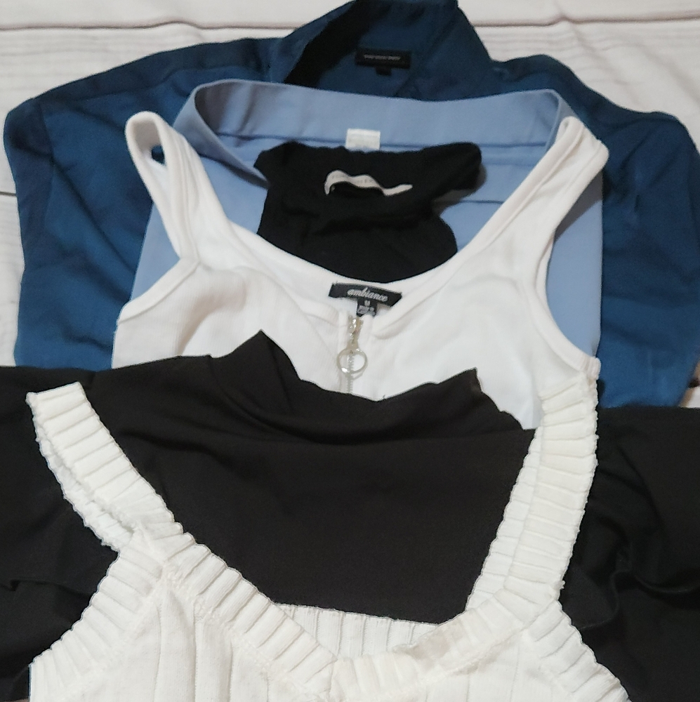 6 TOPS ' NOT A MYSTERY BOX ' bundle Lot Size Medium